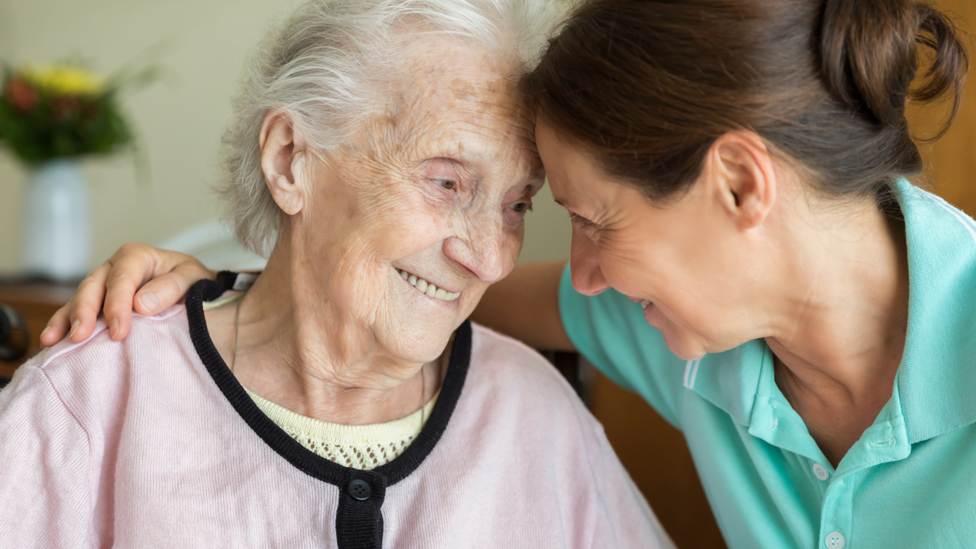 Family member talking to parent with dementia