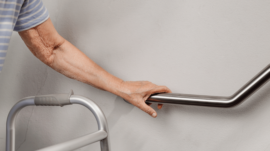 Bathroom handrail for elderly